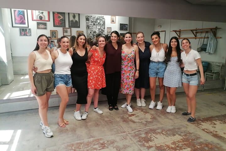 Madrid Latin Dance & Salsa Class on Calle de Santa Isabel — Learn Salsa in 60 Minutes photo 3
