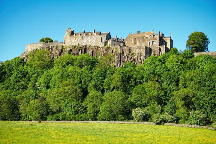 Full-Day Whisky, Kelpies & Stirling Castle: Loch Leven Legends from Edinburgh