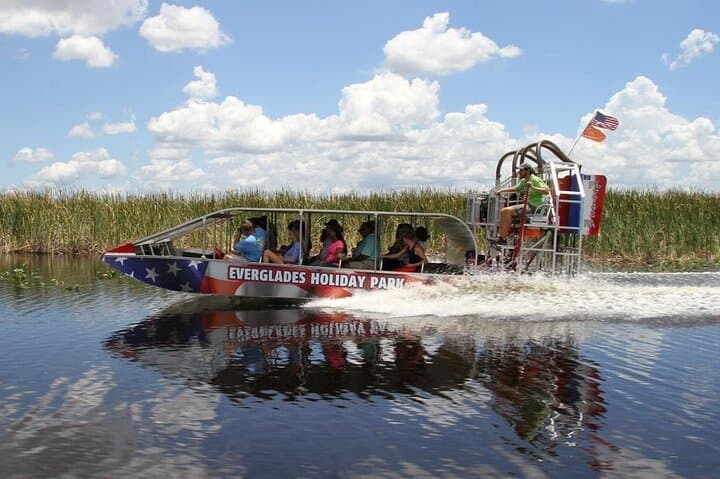 Miami Everglades Airboat Adventure — 40-Minute Ride with Hotel Transfer photo 3