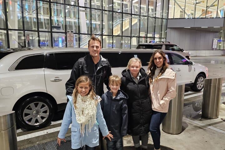 NYC Limo City Tour: Private Manhattan Sightseeing by Limo, SUV or Van photo 3