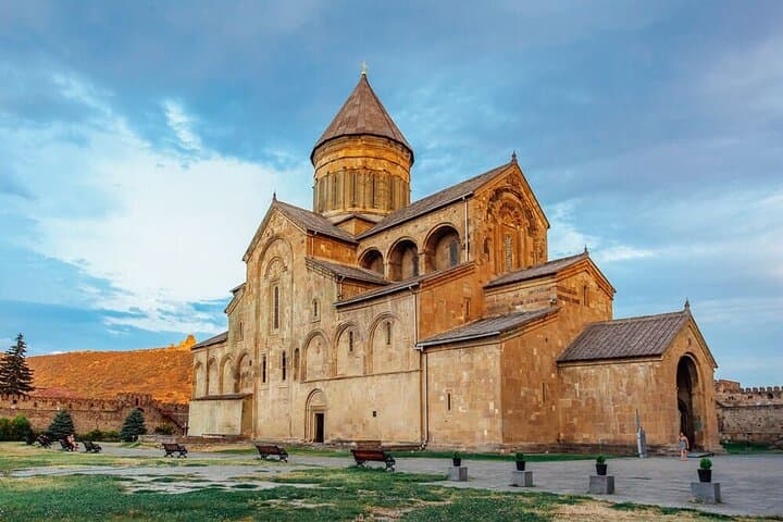 4-Day Private Georgia Tour from Tbilisi — Wine, UNESCO Sites & Caucasus Views photo 4