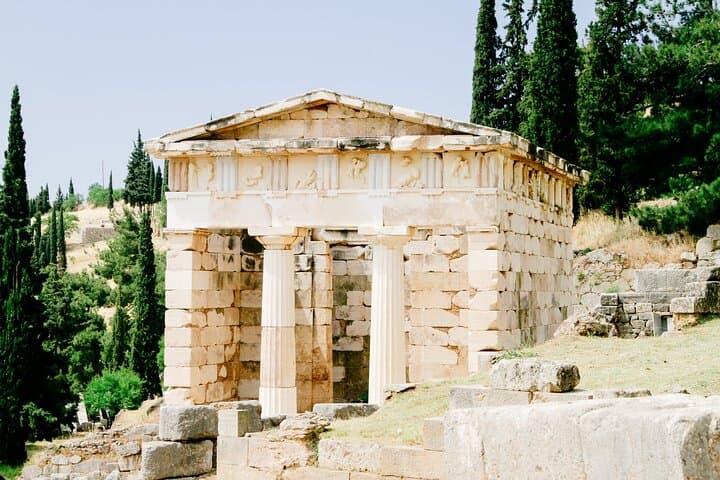 Private Full-Day Tour to Delphi & Arachova — Ancient Ruins and Mountain Views photo 2