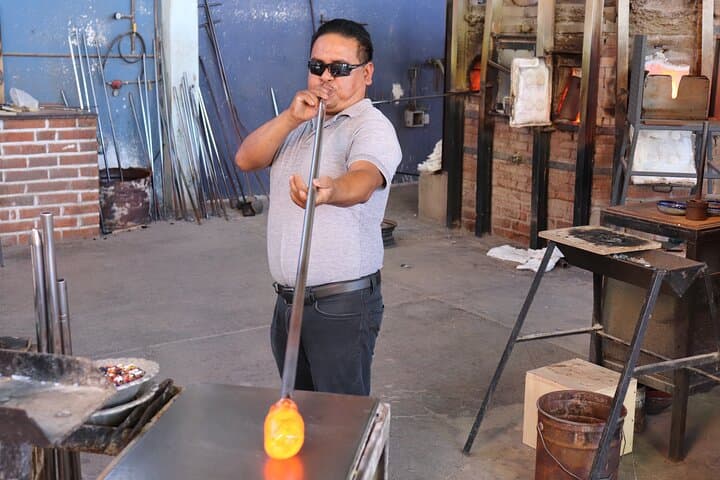 Cabo Encounter: Clear Boat Cruise, Glass-Blowing & San José del Cabo Lunch photo 3