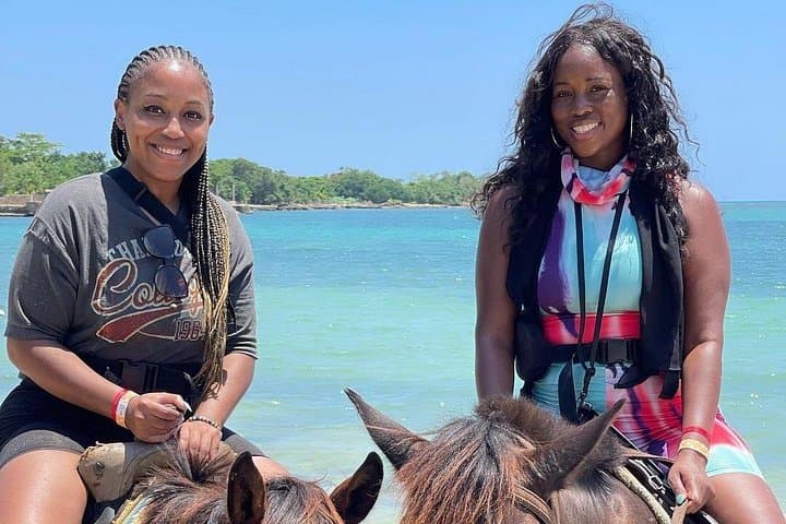 Horseback and Catamaran Cruise: Ocean Ride & Snorkel from Ocho Rios photo 2