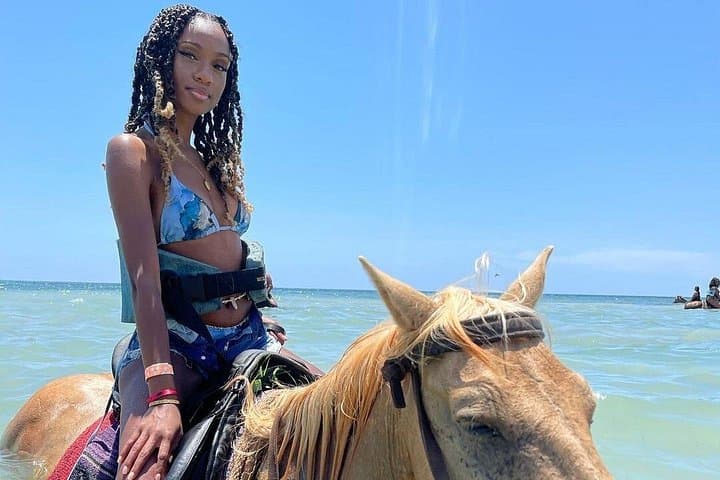 Horseback and Catamaran Cruise: Ocean Ride & Snorkel from Ocho Rios photo 4