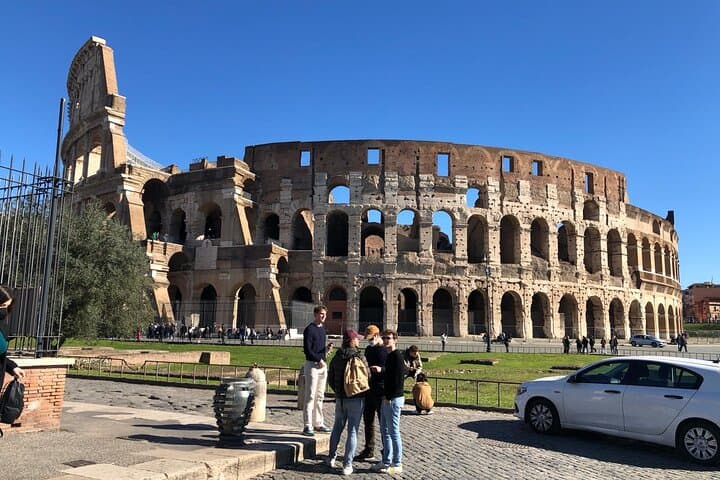 Skip-the-Line Colosseum, Roman Forum & Palatine Hill Experience — Fast Entry Guide