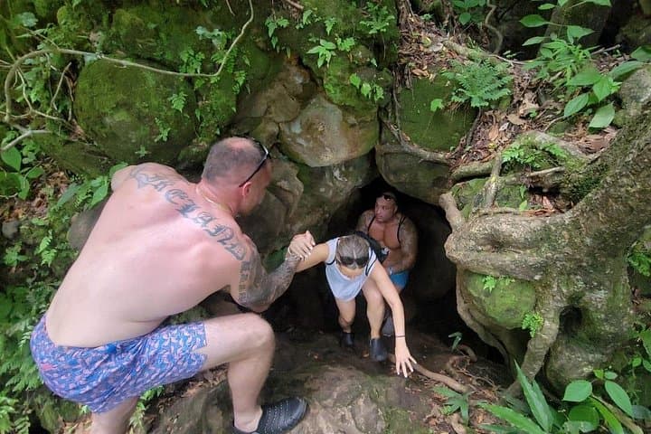 La Leona Waterfall Hike, Cliff Jumps & Hot Springs Day Trip from Playa Flamingo photo 3