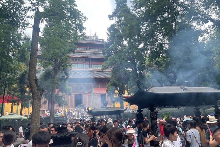 Hangzhou Private Guided Tour — Customize West Lake, Tea Fields & City Highlights photo 6