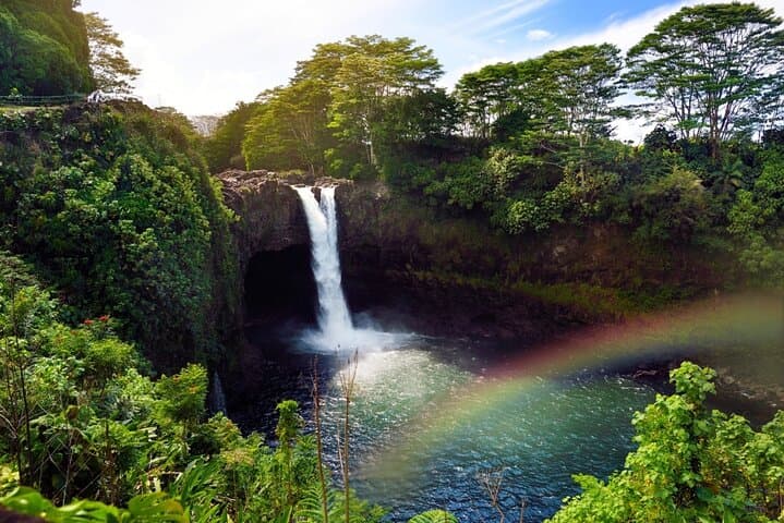 Explore Big Island’s Fiery Heart: A Complete Volcano Day Tour from Honolulu photo 3
