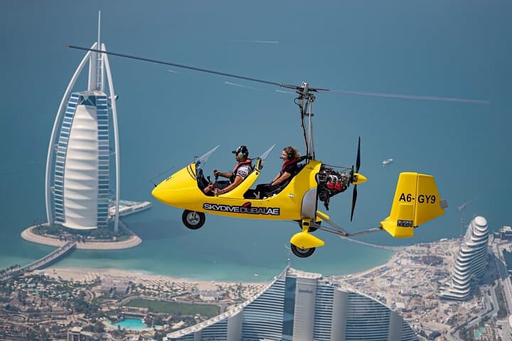 Gyrocopter Flight Over Dubai Marina: 20-Min Aerial Tour of Palm Jumeirah & Burj Al Arab