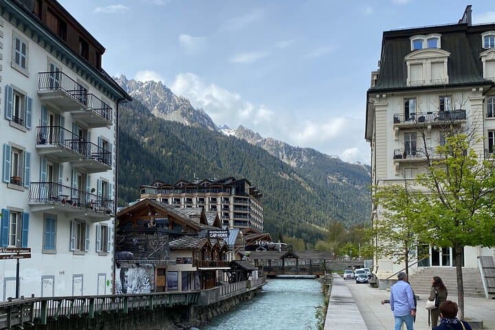 Bespoke Chamonix Private Tour: Luxury Concierge Day to Aiguille du Midi & Mer de Glace photo 5