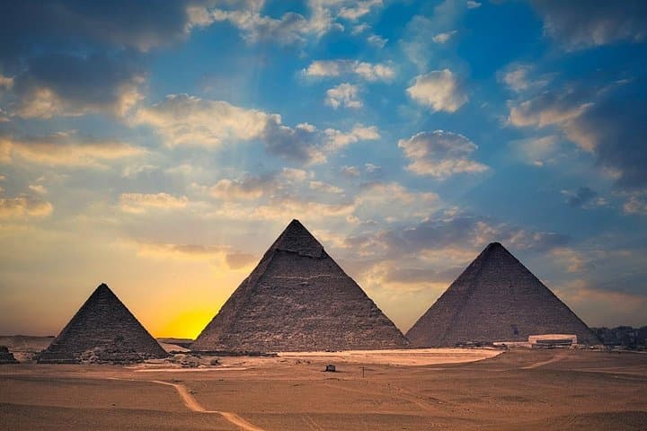 Luxury 5-Day Cairo, Luxor & Abu Simbel Tour — Pyramids, Temples & Nile Culture photo 4