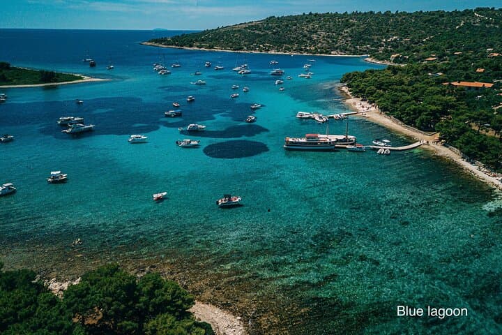 Private Yacht to the Blue Lagoon from Split: Half-Day Snorkelling Cruise photo 4