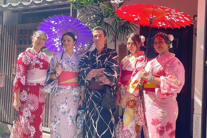 Asakusa Kimono Rental — Next-Day Return in Tokyo's Historic District photo 4