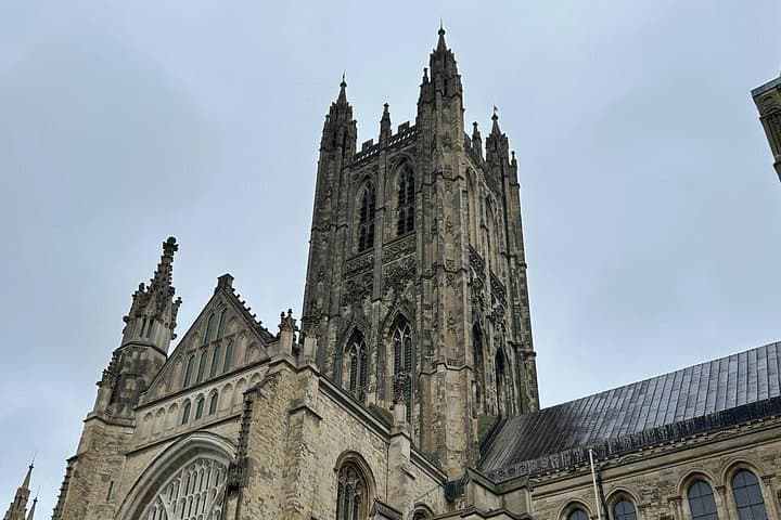 Canterbury Cathedral Day Trip with Oxford PhD Guide — Thomas Becket, Medieval Canterbury & Hever Castle photo 1