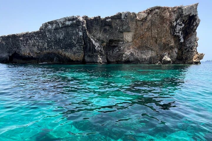 Comino Blue Lagoon Private Boat Charter — Blue Lagoon & Crystal Lagoon Cruise photo 3