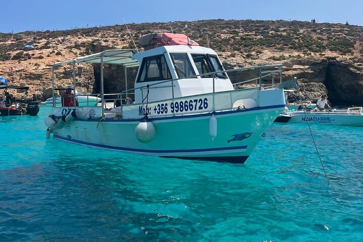 Comino Blue Lagoon Private Boat Charter — Blue Lagoon & Crystal Lagoon Cruise photo 4