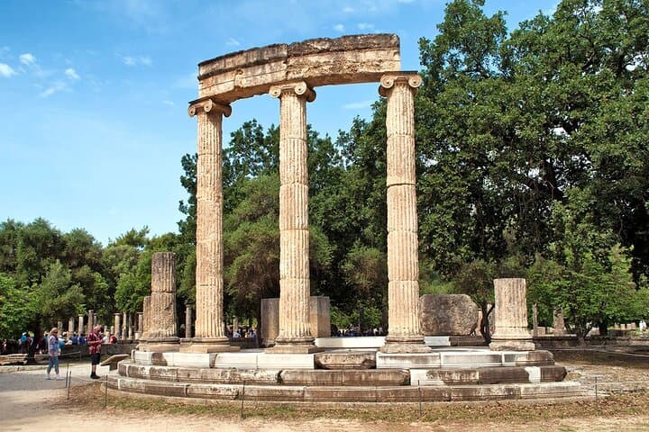 Pearls of Greece: 8-Day Ancient Treasures and Ionian Islands Tour photo 2