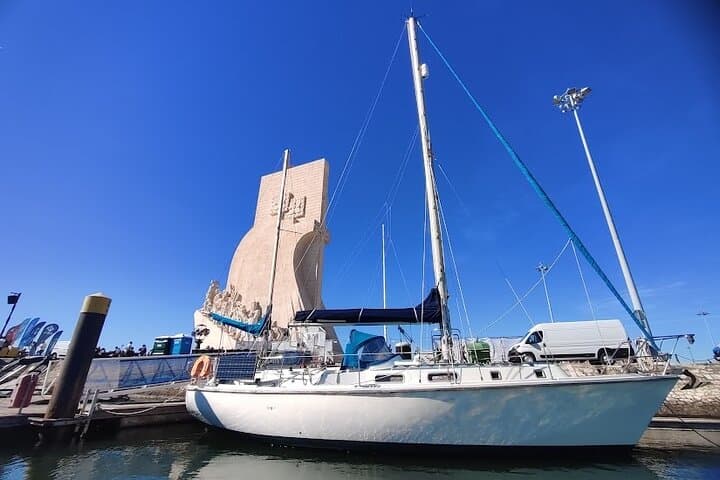 Sunset Sail on the Tagus: Private 4-Hour Lisbon Cruise photo 3