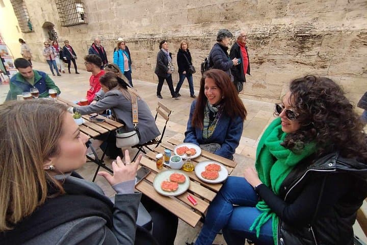 Taste of Valencia: Mercado Central Tapas Walk & Historic Paella Experience photo 6