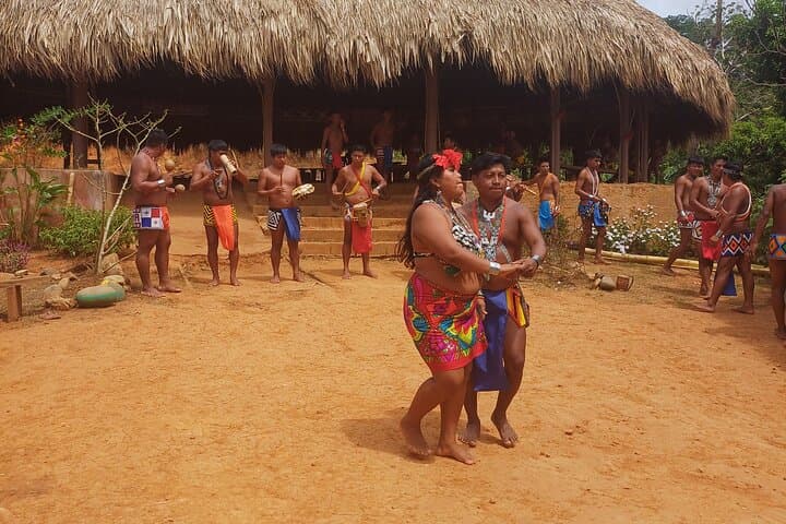 Embera Waterfall & Rainforest Day Tour — Chagres National Park photo 3