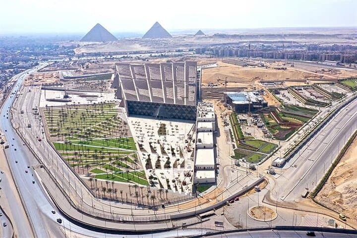 Private Guided Tour to the Grand Egyptian Museum — Highlights & Practical Tips