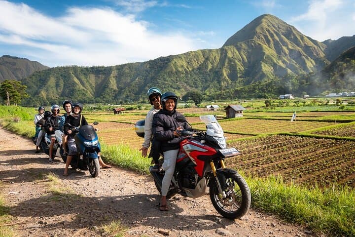 Lombok Loop: 4-Day Epic Motorcycle Adventure Around the Island