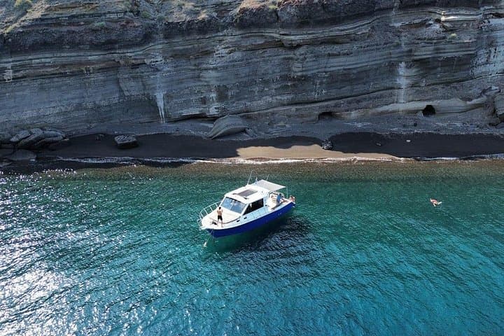 Santorini Private Cruise: Swim, Snorkel & BBQ from Ammoudi Bay