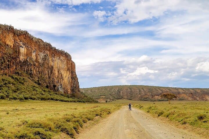 Biking Hell's Gate & Boat Ride on Lake Naivasha — Day Trip from Nairobi