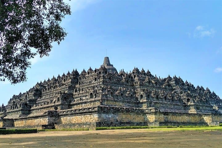 Borobudur Sunrise, Merapi Jeep and Prambanan: Private Day Tour from Yogyakarta photo 4