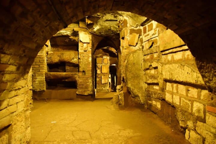 Explore Rome's Catacombs and Via Appia Antica: Private 2-Hour Historical Walk