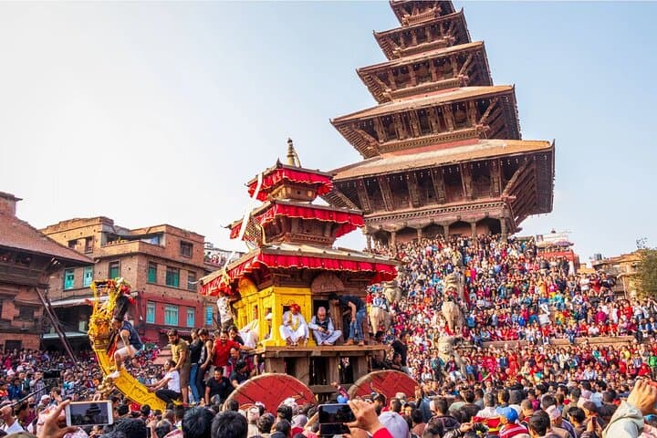 Bisket Jatra: Bhaktapur's Nepali New Year — 12-Day Cultural Immersion photo 2