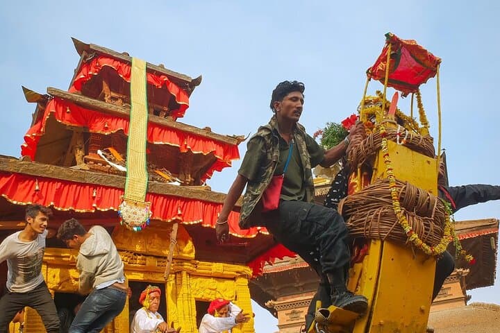 Bisket Jatra: Bhaktapur's Nepali New Year — 12-Day Cultural Immersion photo 4