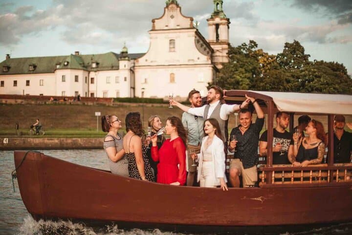 Private Gondola Cruise on the Vistula River — Kraków 1‑Hour Scenic Tour photo 2