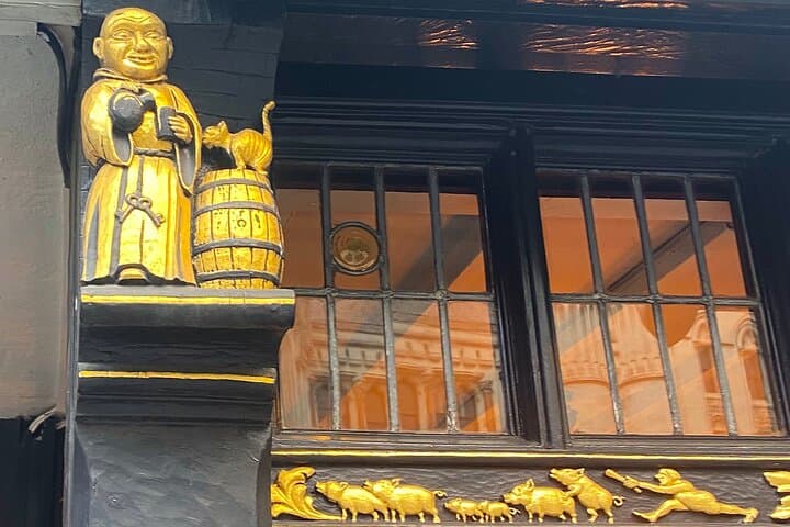 GrailTrail: Quest for the Holy Grail — Self-Guided London Walk photo 6