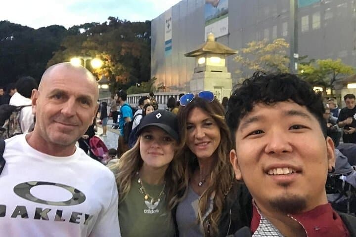 Shibuya Walking Tour: Hachiko, Crossing & Local Eats with a Local Guide photo 3