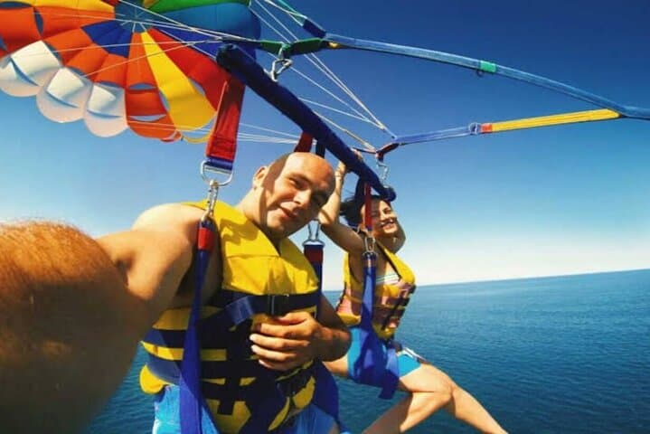 Hurghada VIP Parasailing: Sky-High Red Sea Views with Hotel Transfer photo 6