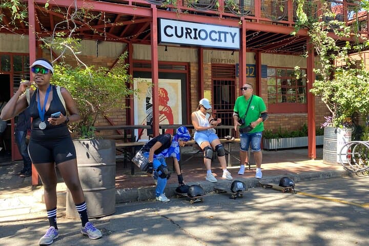 Skate Johannesburg: 3-Hour City Skate Tour & Beginner Lesson in Maboneng photo 2