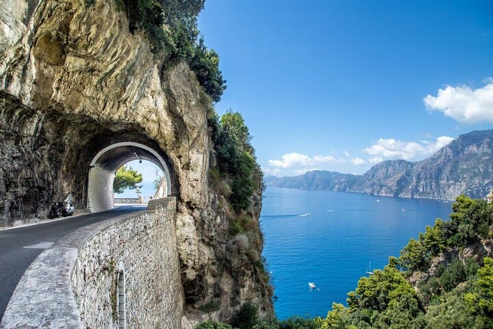 Train Day Trip to the Amalfi Coast: Sorrento, Positano & Ravello photo 6