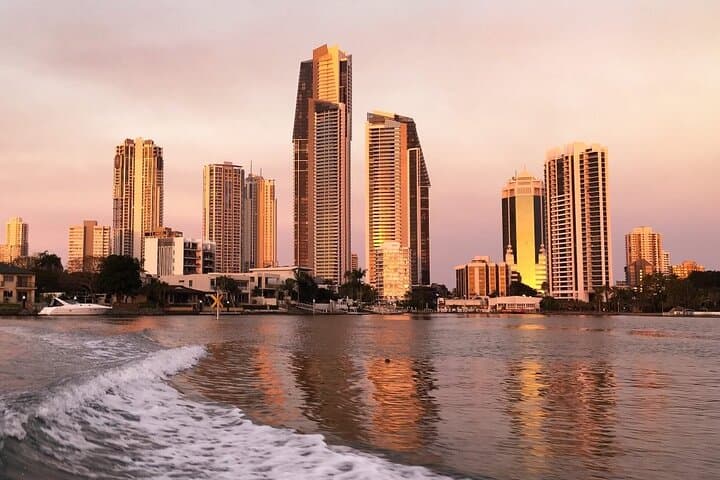 Surfers Paradise Sunset River Cruise — Gold Coast Broadwater Evening Cruise