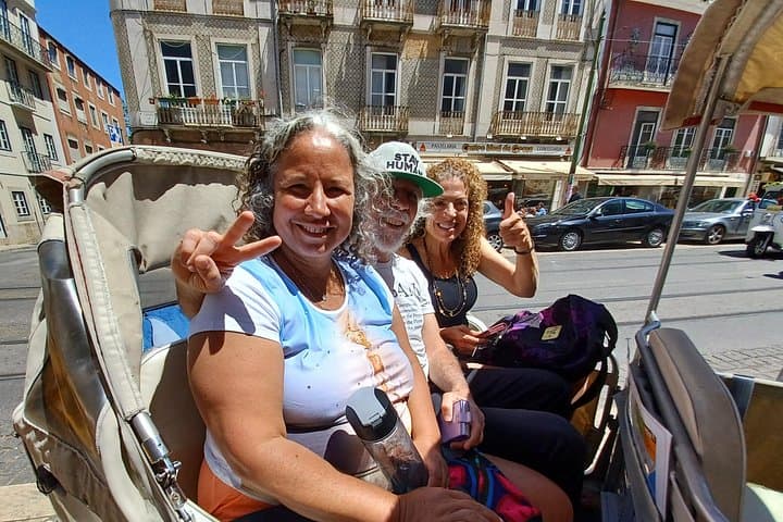 Lisbon Land & River Sunset: Tuk-Tuk City Tour + Tagus Sailing Cruise photo 4