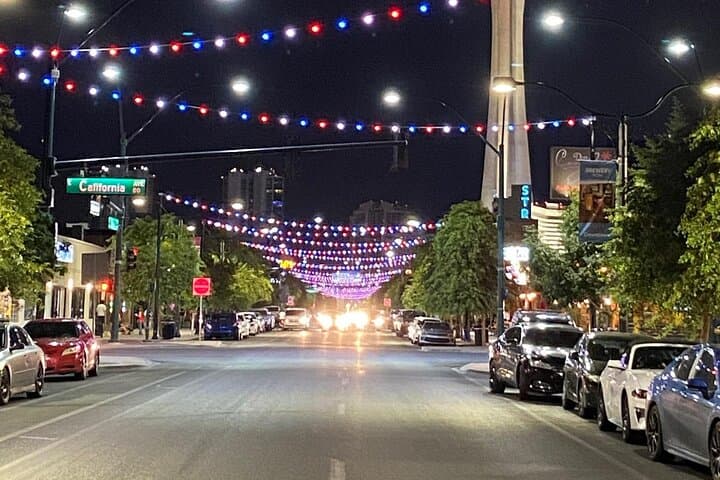 Inside Las Vegas' 18b Arts District: Guided Walking Tour of Arts Factory, Murals & Studios photo 3
