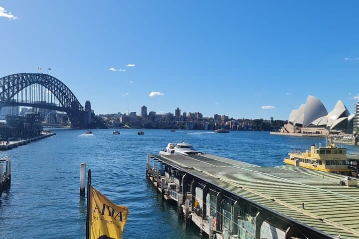 Free Sydney Walking Tour: Circular Quay, Opera House, The Rocks & Botanic Gardens photo 1