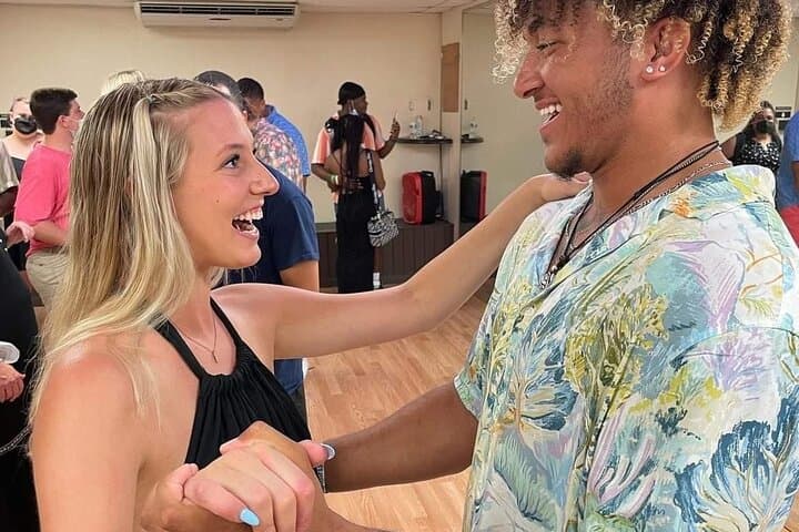 Puerto Rican Merengue Beginner Class in Old San Juan — Learn Merengue in a Pro Studio photo 4