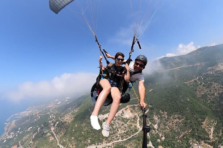 Tandem Paragliding Over Kleopatra Beach — Side to Alanya Soar photo 4
