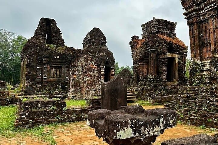 Private One-Day: My Son Sanctuary & Hoi An Ancient City from Da Nang