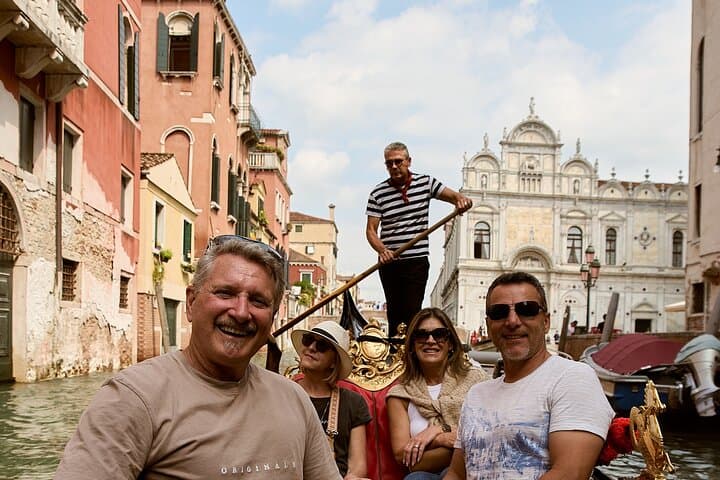 Venetian Splendor: St. Mark’s Basilica, Doge’s Palace & Gondola Walk