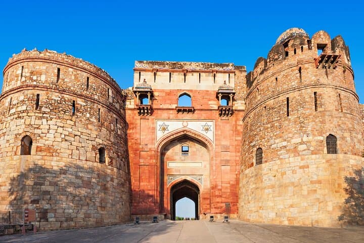 Old Delhi Layover Tour: 4-Hour Guided Food & Heritage Walk photo 3