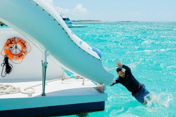 Culebra Full-Day Catamaran to Flamenco & Culebrita Beaches — Beach Day from Fajardo photo 4