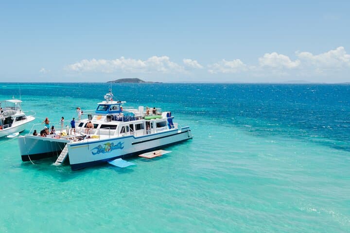Culebra Full-Day Catamaran to Flamenco & Culebrita Beaches — Beach Day from Fajardo